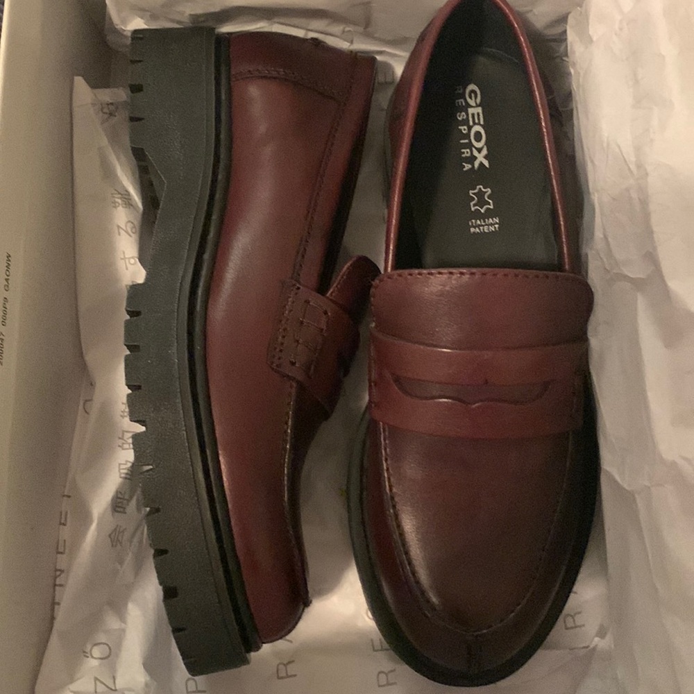 NEW! Geox Bleyze loafers in bordeaux